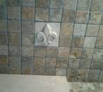 Cucina in legno bianco e travertino scabas
